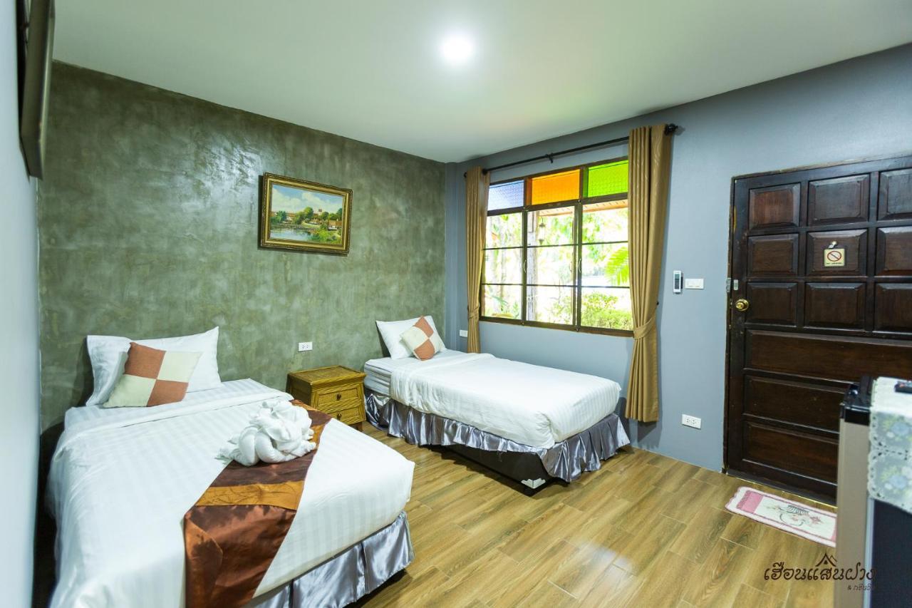 Huen San Fang hotel โรงแรมเฮือนแสนฝาง Buitenkant foto