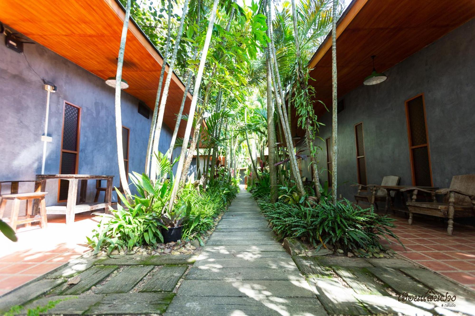 Huen San Fang hotel โรงแรมเฮือนแสนฝาง Buitenkant foto
