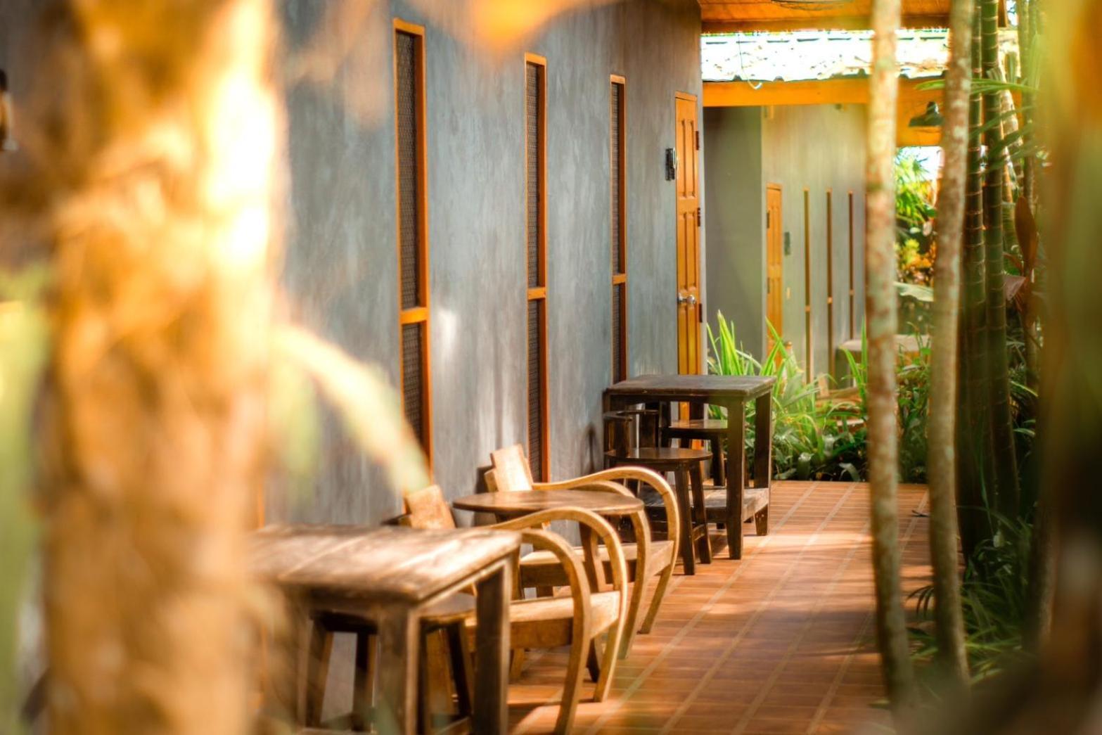 Huen San Fang hotel โรงแรมเฮือนแสนฝาง Buitenkant foto